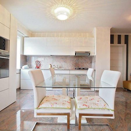 Apartament Marc Oradea Exterior foto