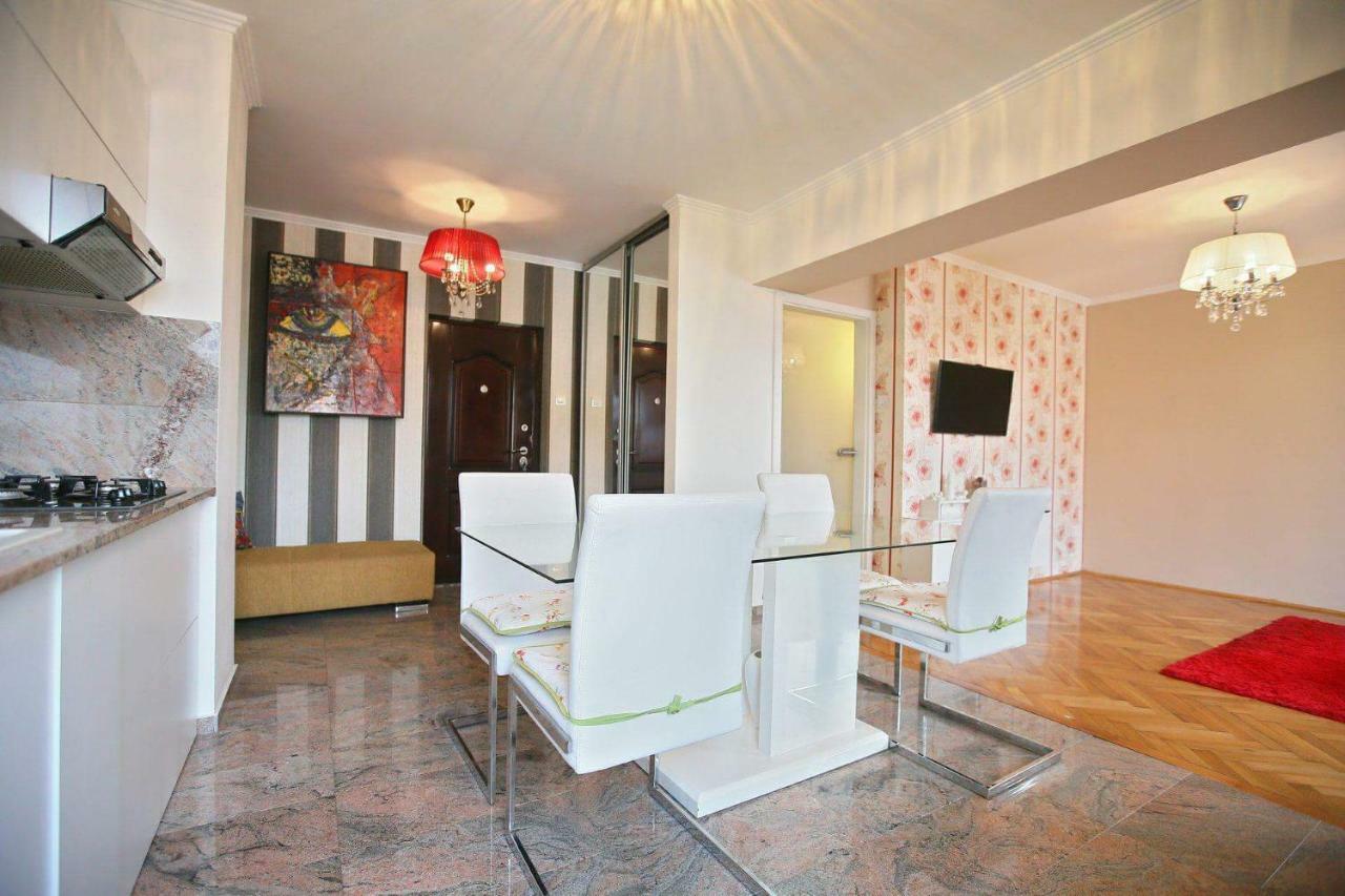 Apartament Marc Oradea Exterior foto